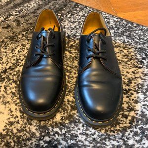 Dr. Martens Mens 1461 Black shoes